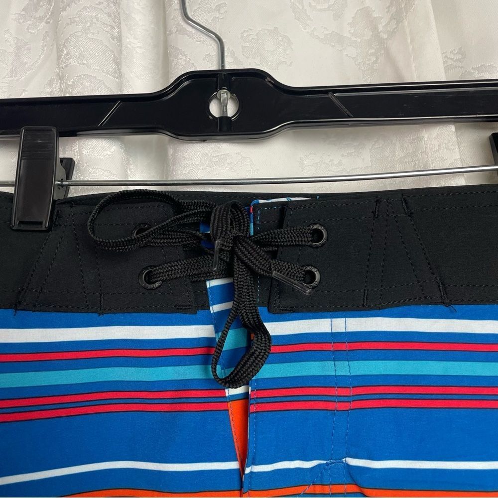 REEF BOARD SHORTS‎ - Picture 3 of 7